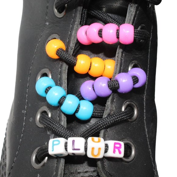 Doc Martens Womens Size 7 Air Wair Combat Boots Black Leather Beaded Laces 11821 - Picture 9 of 13